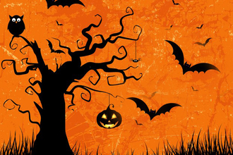 Halloween tree and bats